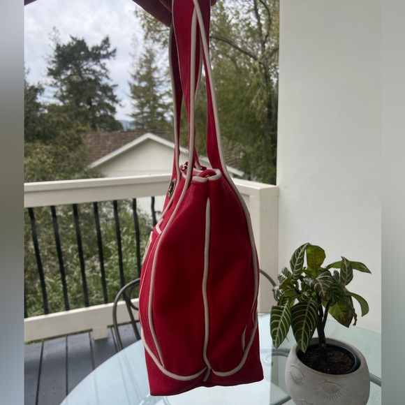 FINAL SALE!🚨Vera Bradley red canvas tote with white piping - Picture 8 of 8